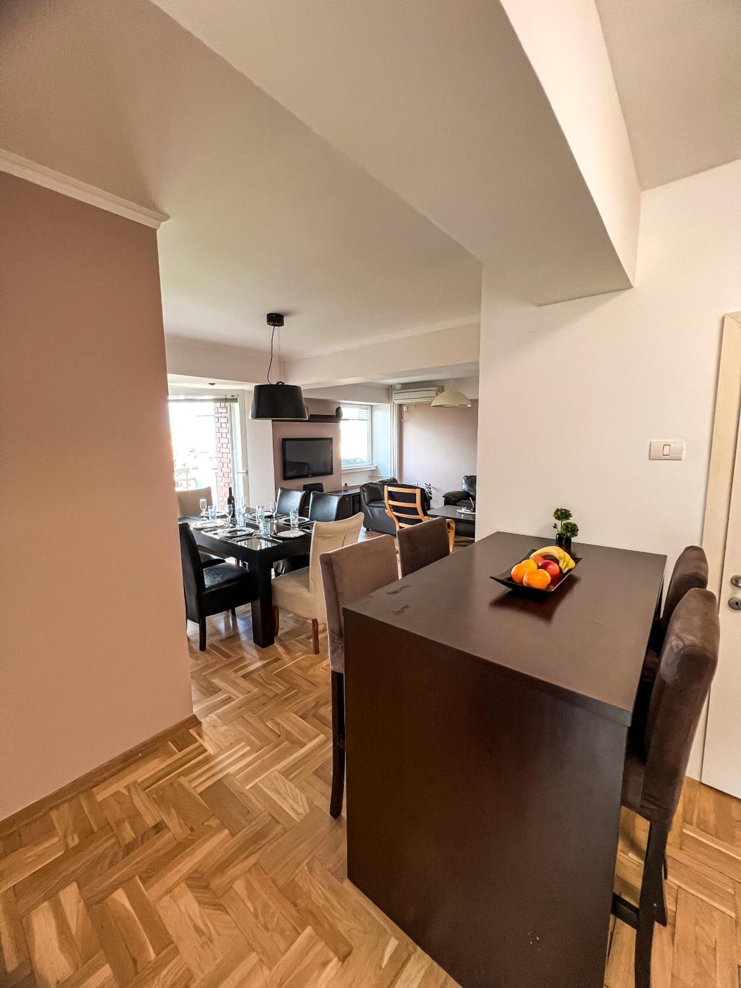 Centre Luxury Apartment Skopje Eksteriør bilde